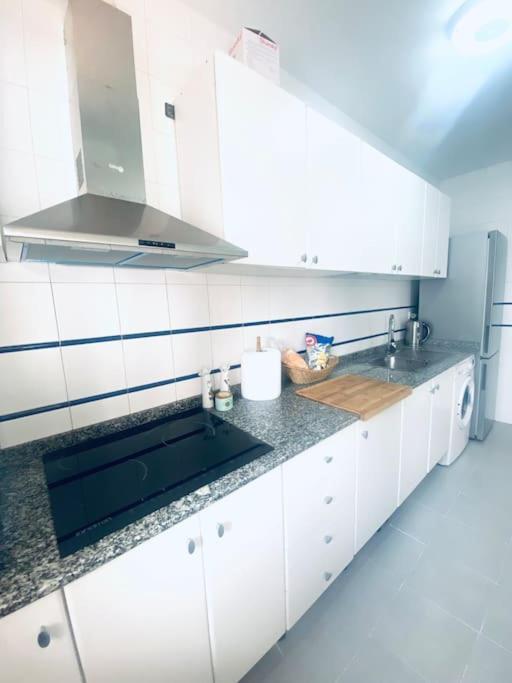 Apartamento De Dos En Almeria. *