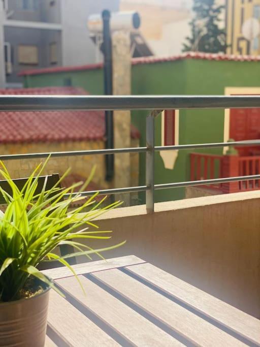 Apartamento De Dos En Almeria. *