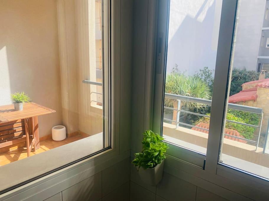 De Dos En Almeria. Apartamento *