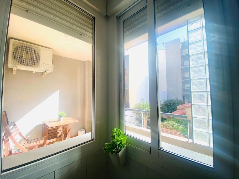 Apartamento De Dos En Almeria.