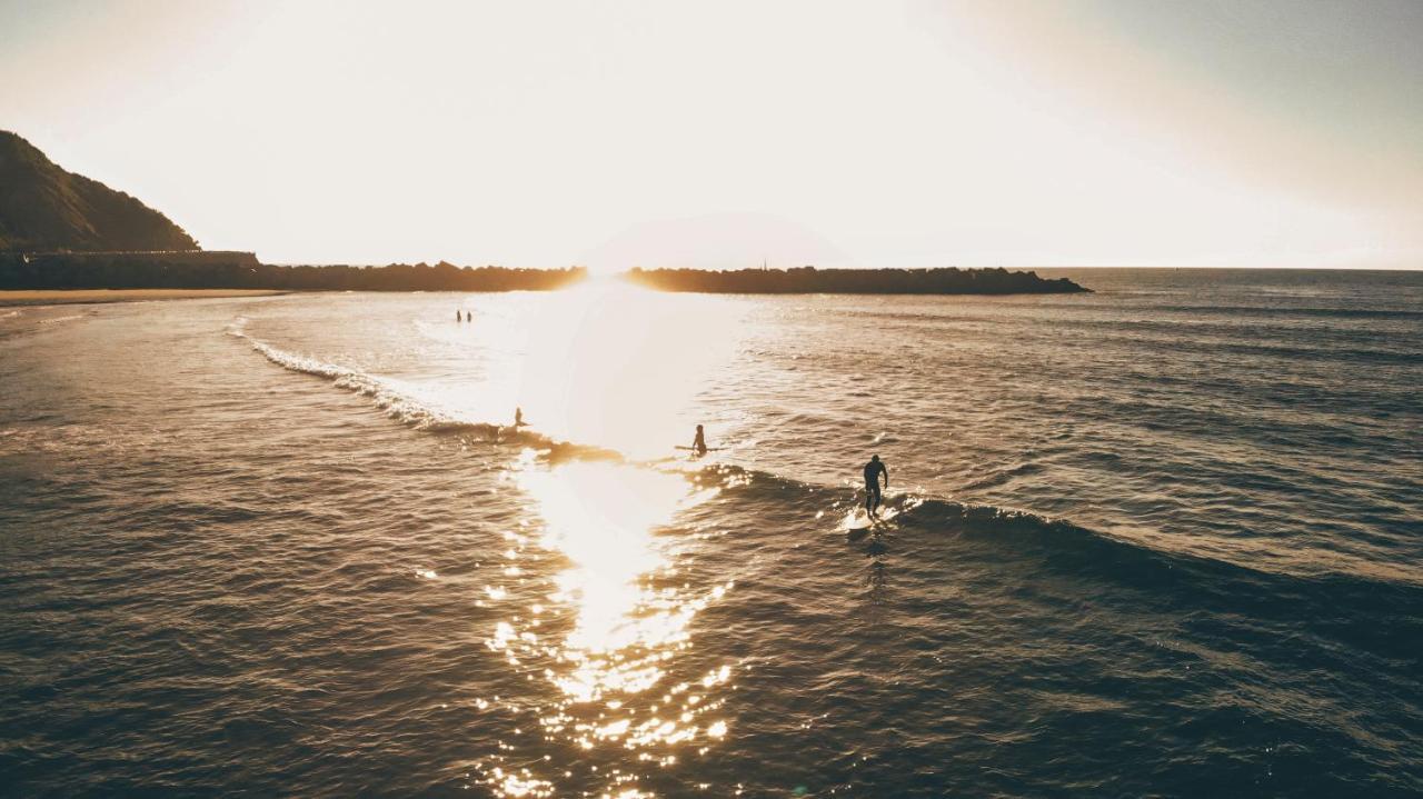 Hostal Surfing Etxea - Surf