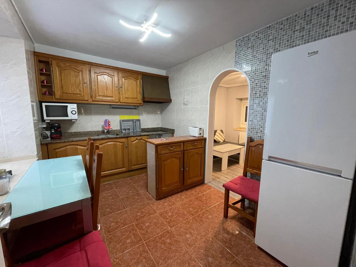 En El Centro De 2 Hab. Y 2 Banos. Apartment