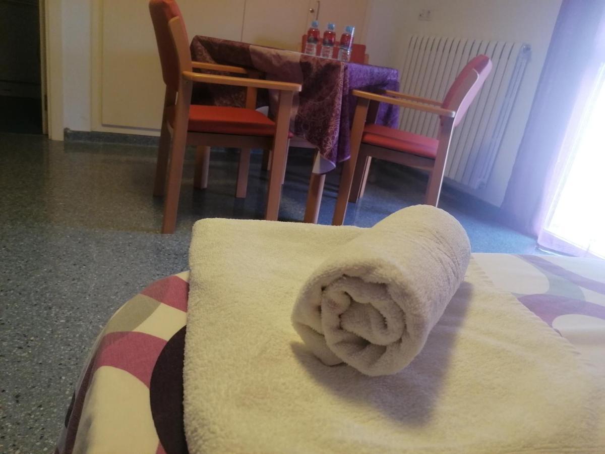 La De Hotel *