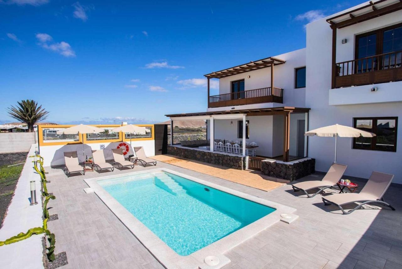 Verol Villa *