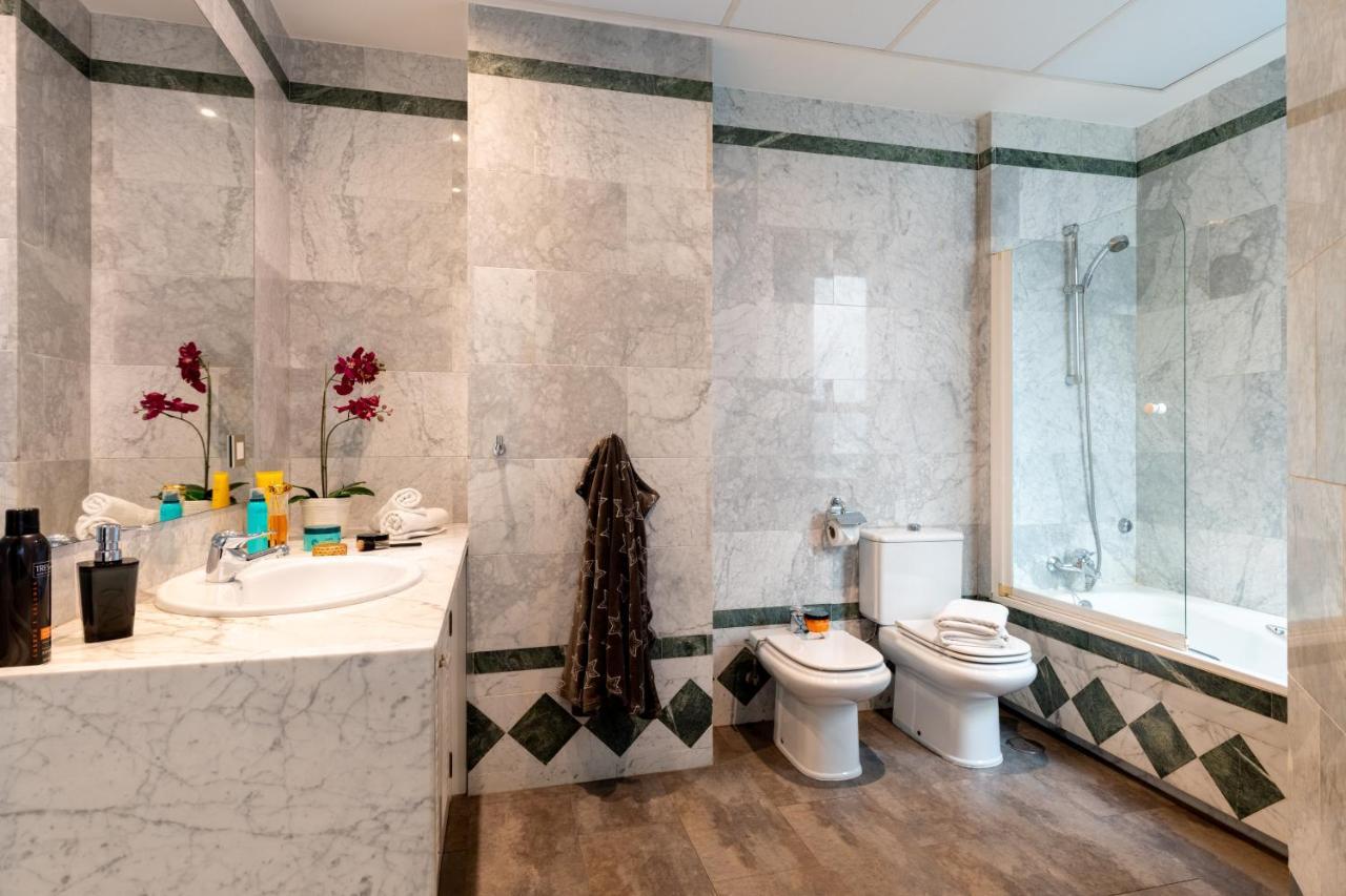 Puerta Jerez Apartment *