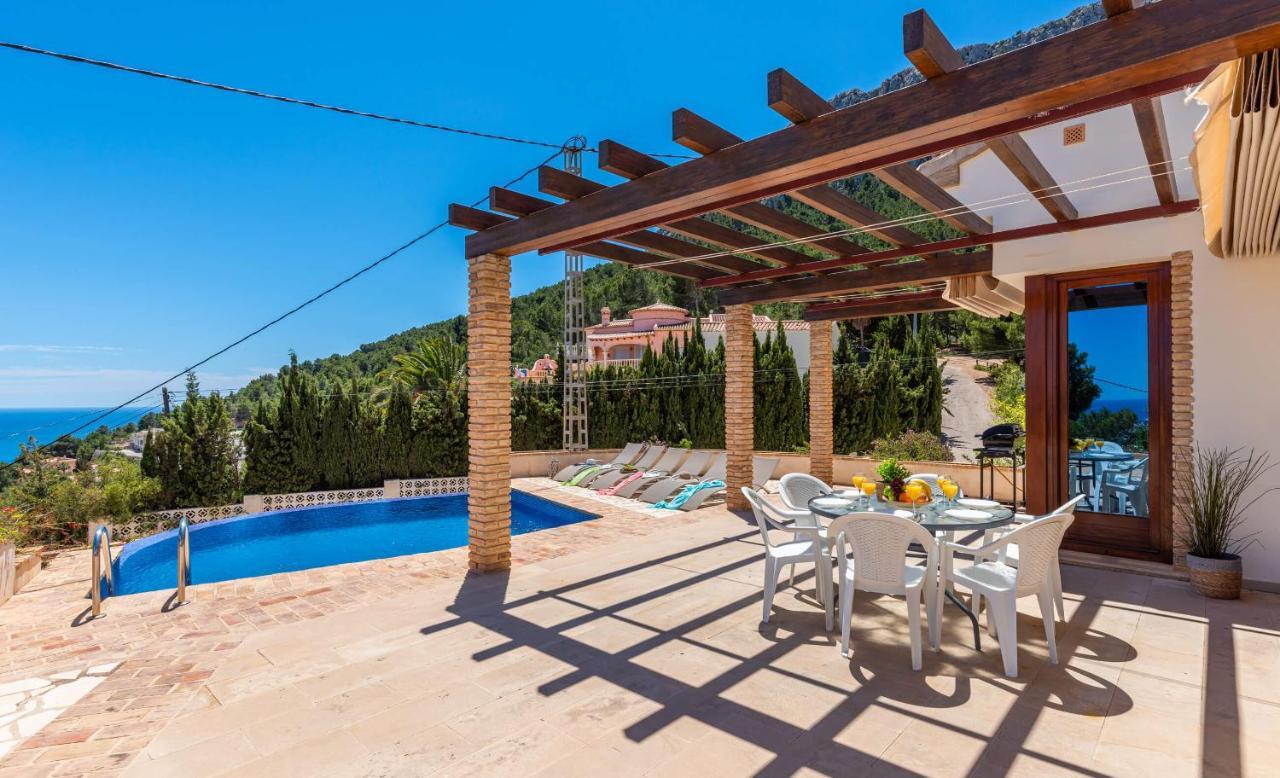 Anis - Plusholidays Villa