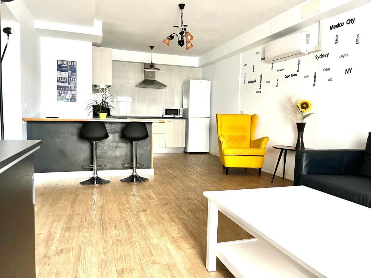 Apartamento Flower Beach 14