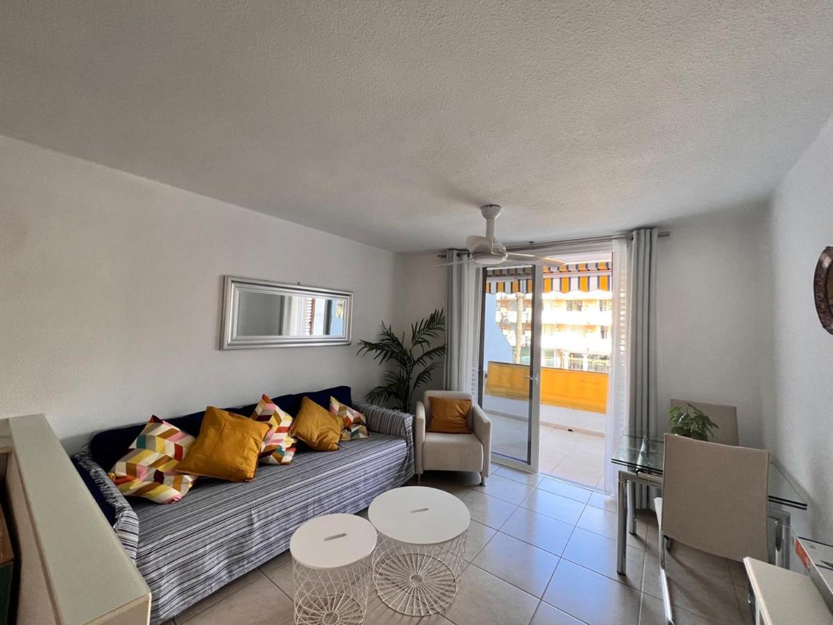 Seafront New Modern Study Ps3 Apartamento Playa de las Américas