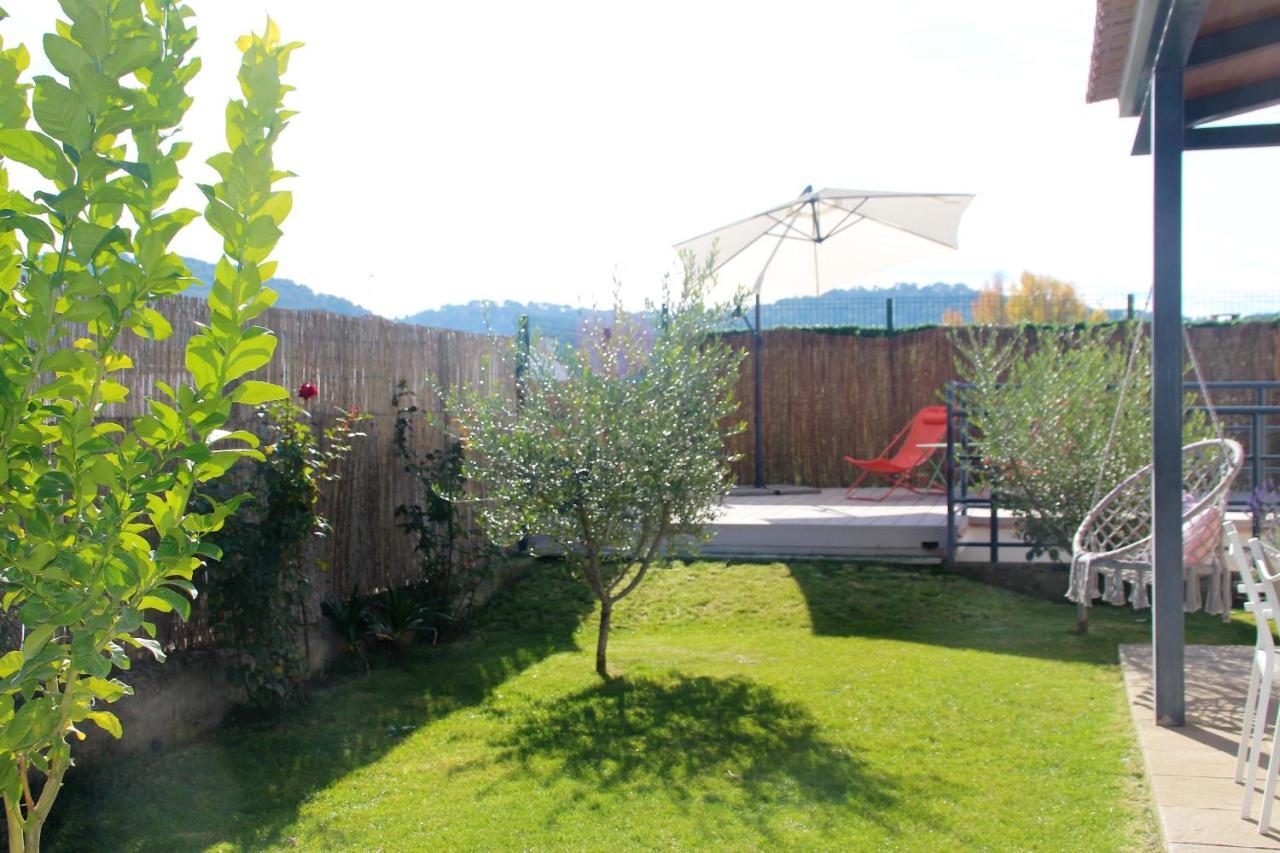 Lavanda Con Piscina