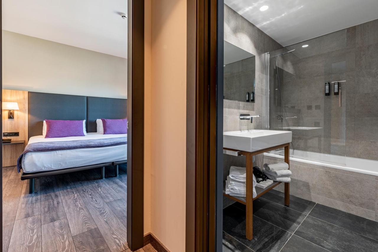 Hotel Astari 4*