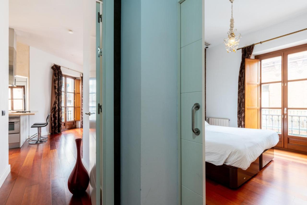 Cathedral Apartment, Upper Floor * Sevilla