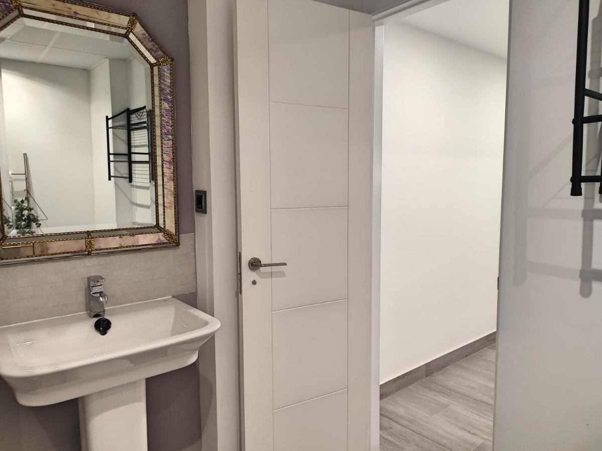 Victoria Center Apartment *