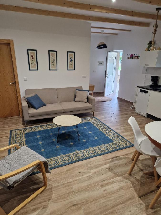 Casa Carregal Holiday home Tomino