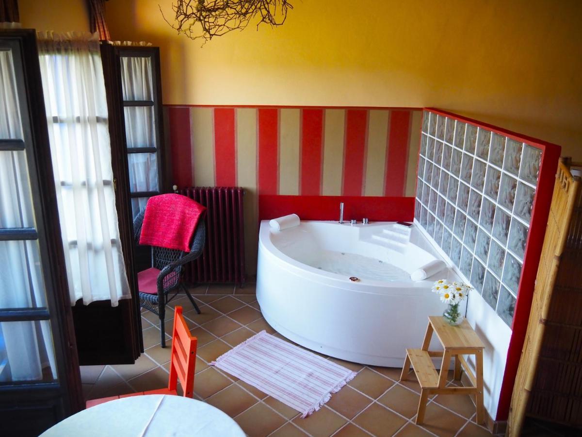 Rural La Llosa De Fombona Hotel 3*