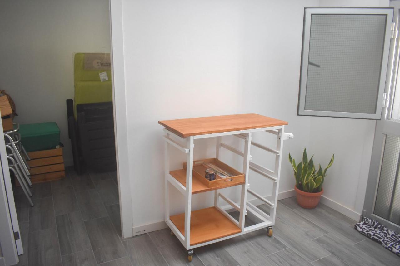 A Un Salto Del Mar Wifi Apartment