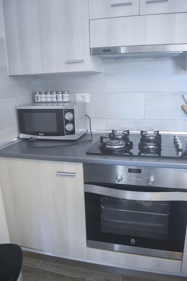 A Un Salto Del Mar Wifi Apartment
