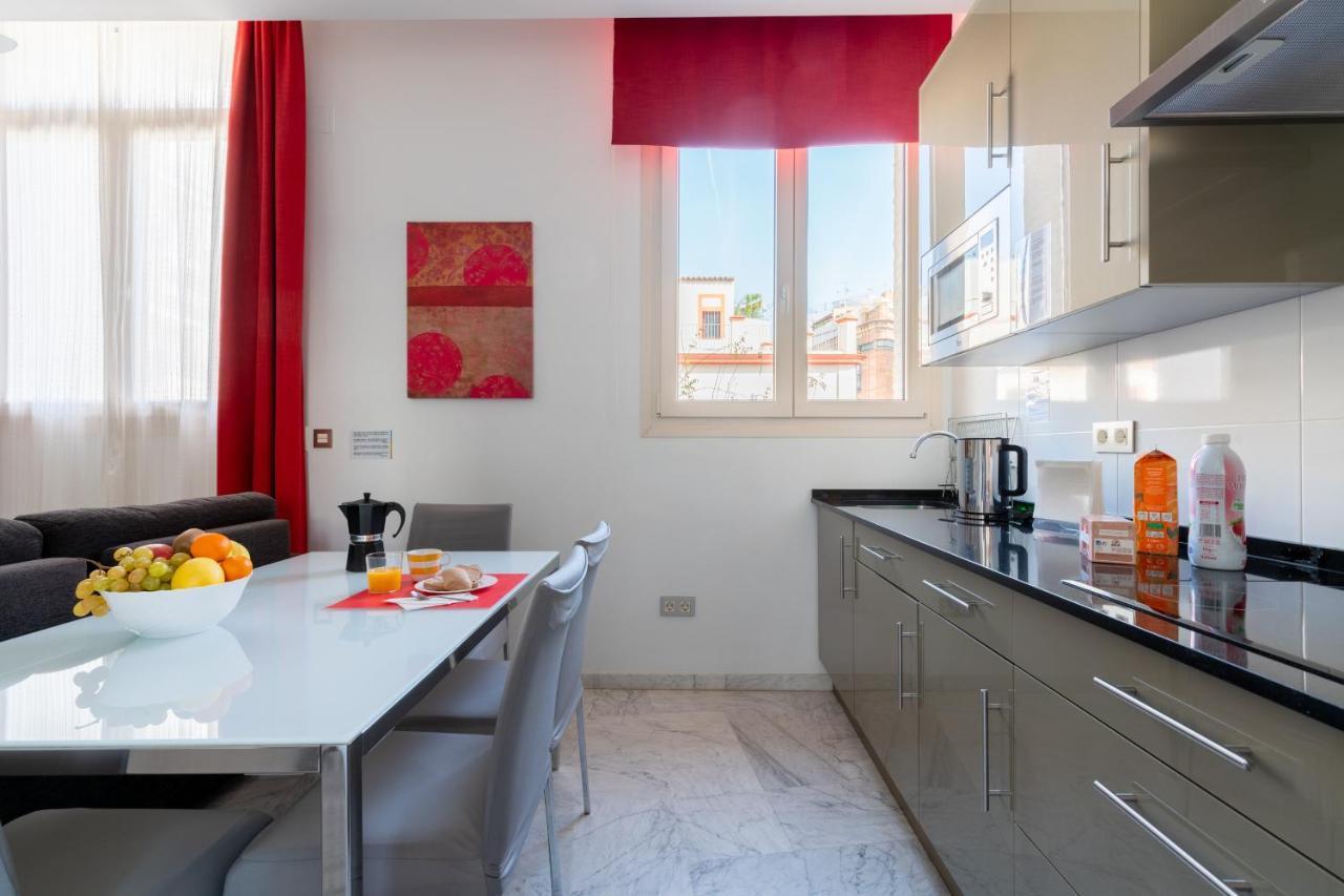 Puerta Jerez Apartment *