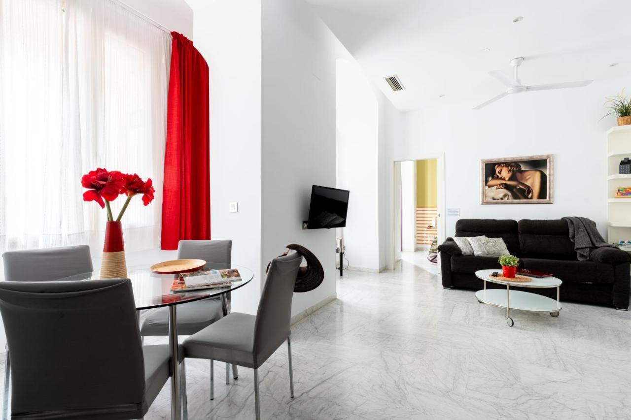 Puerta Jerez Apartment Seville