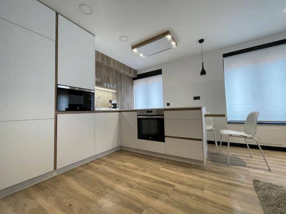 Mk77 Serranos Apartamento *