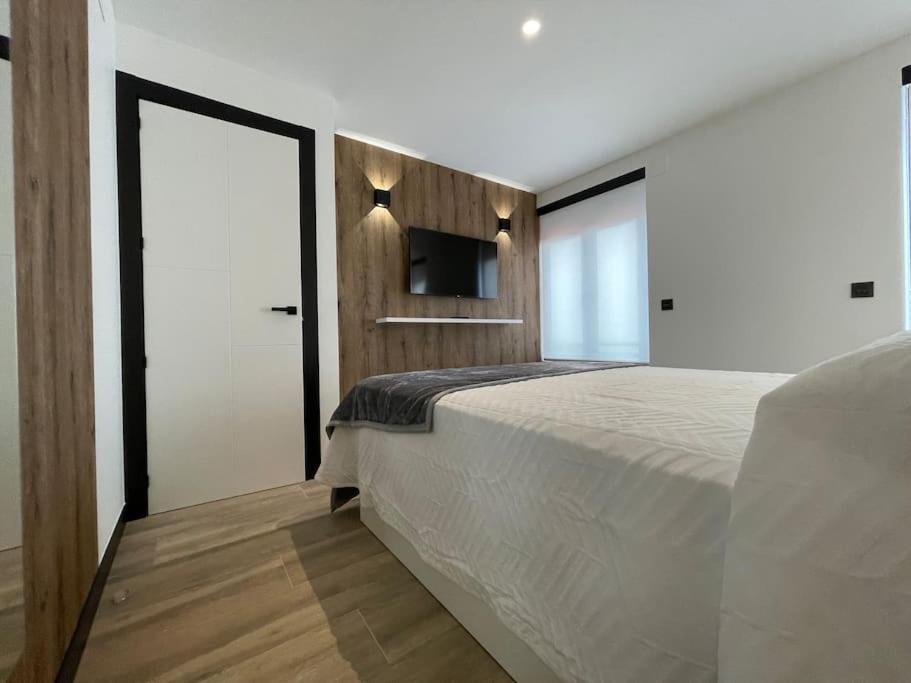 Mk77 Serranos Apartamento *
