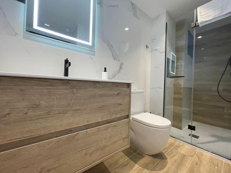Mk77 Serranos Apartamento León