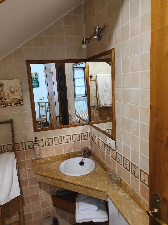 Country house La Pumarada De Limes I *