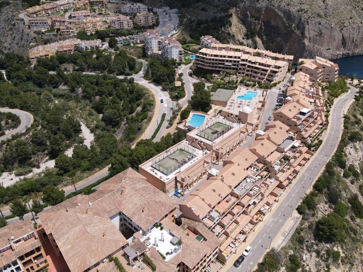 Luxury Mascarat
