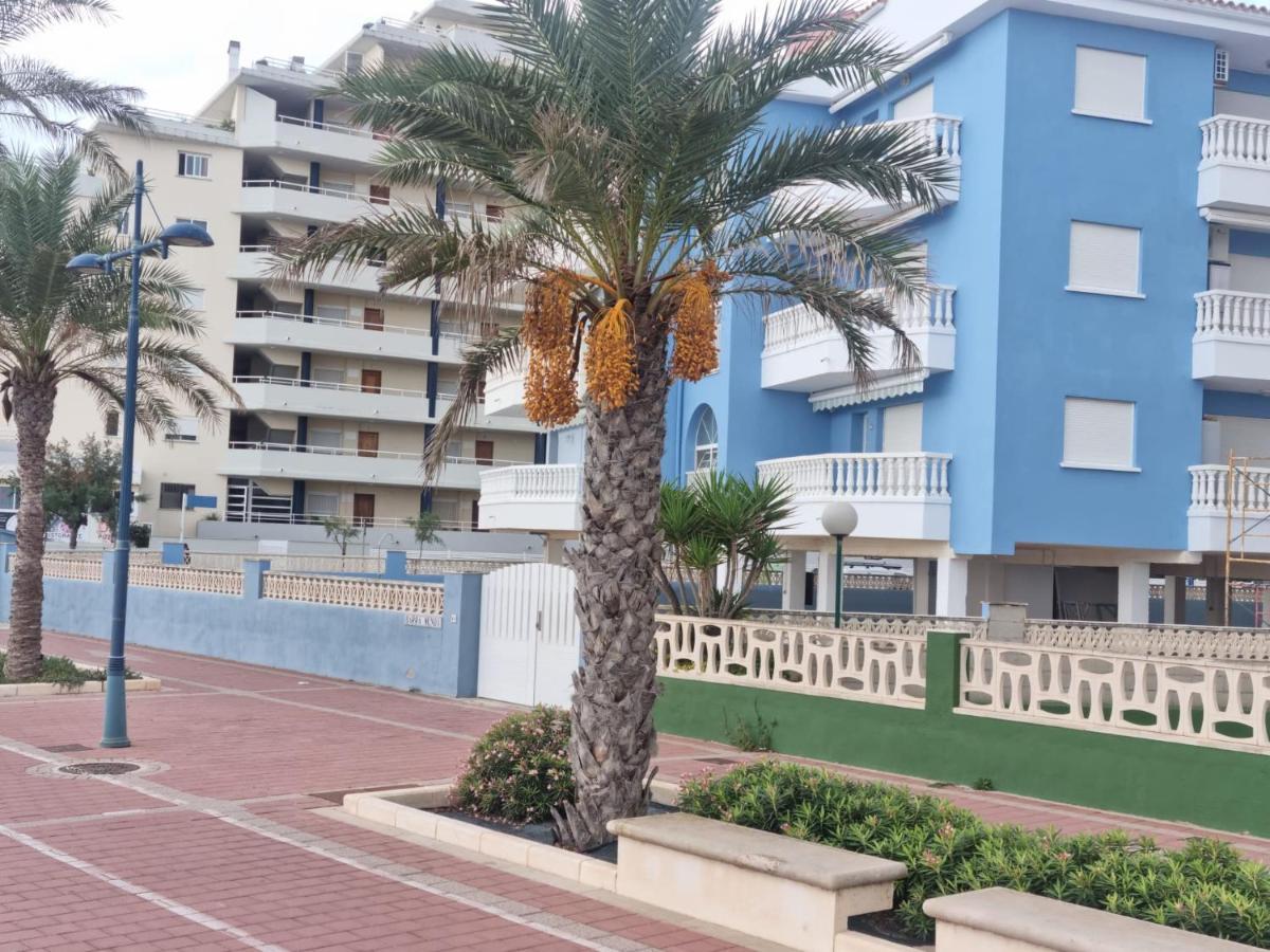 The Across The Street Apartamento