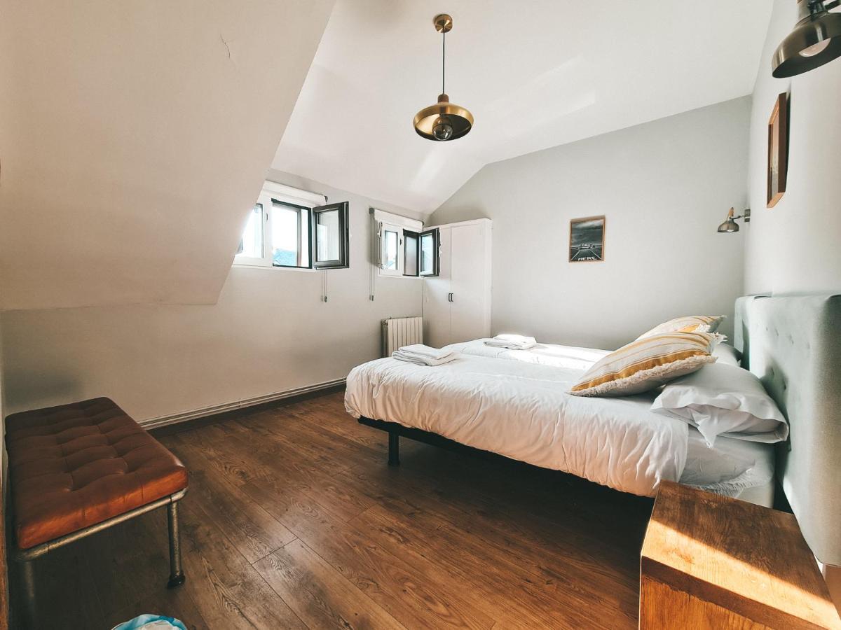 Valsain Con Piscina Y Patio Privado Piscina Abierta * La Pradera de Navalhorno