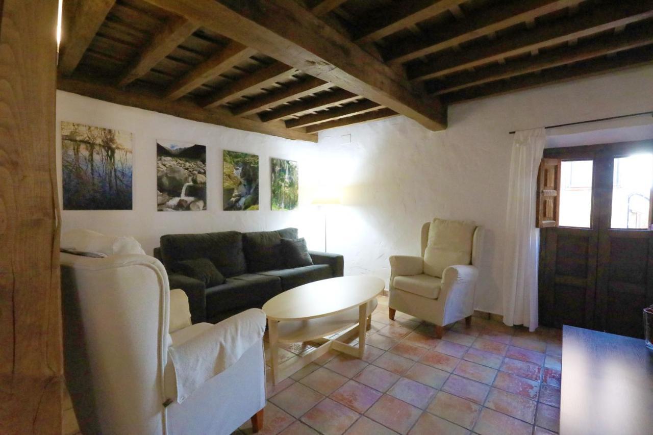 Rurales Casa De Escudos