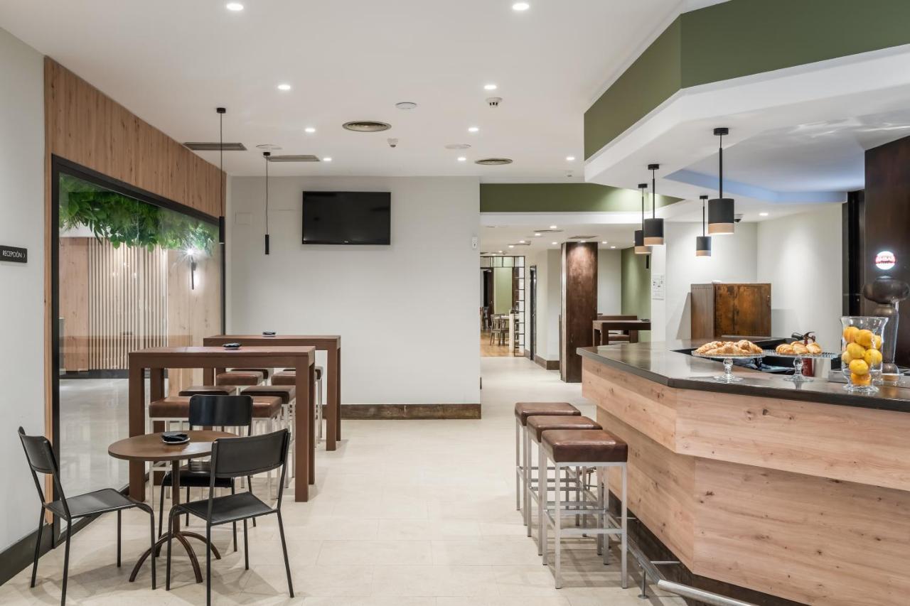 Hotel Don Jaime 54 Zaragoza