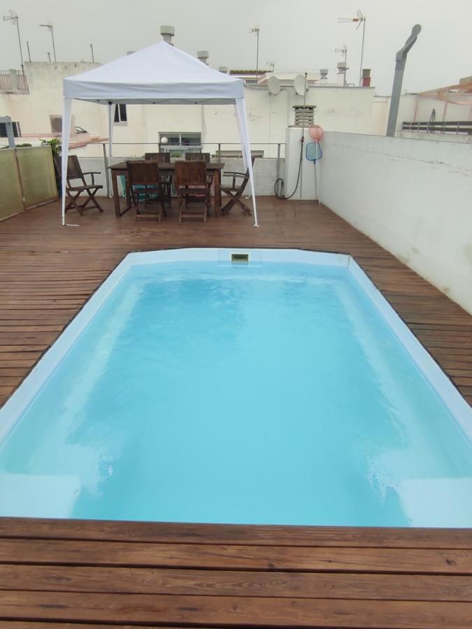 Homestay Y Bano En Planta Independiente En Centro De *