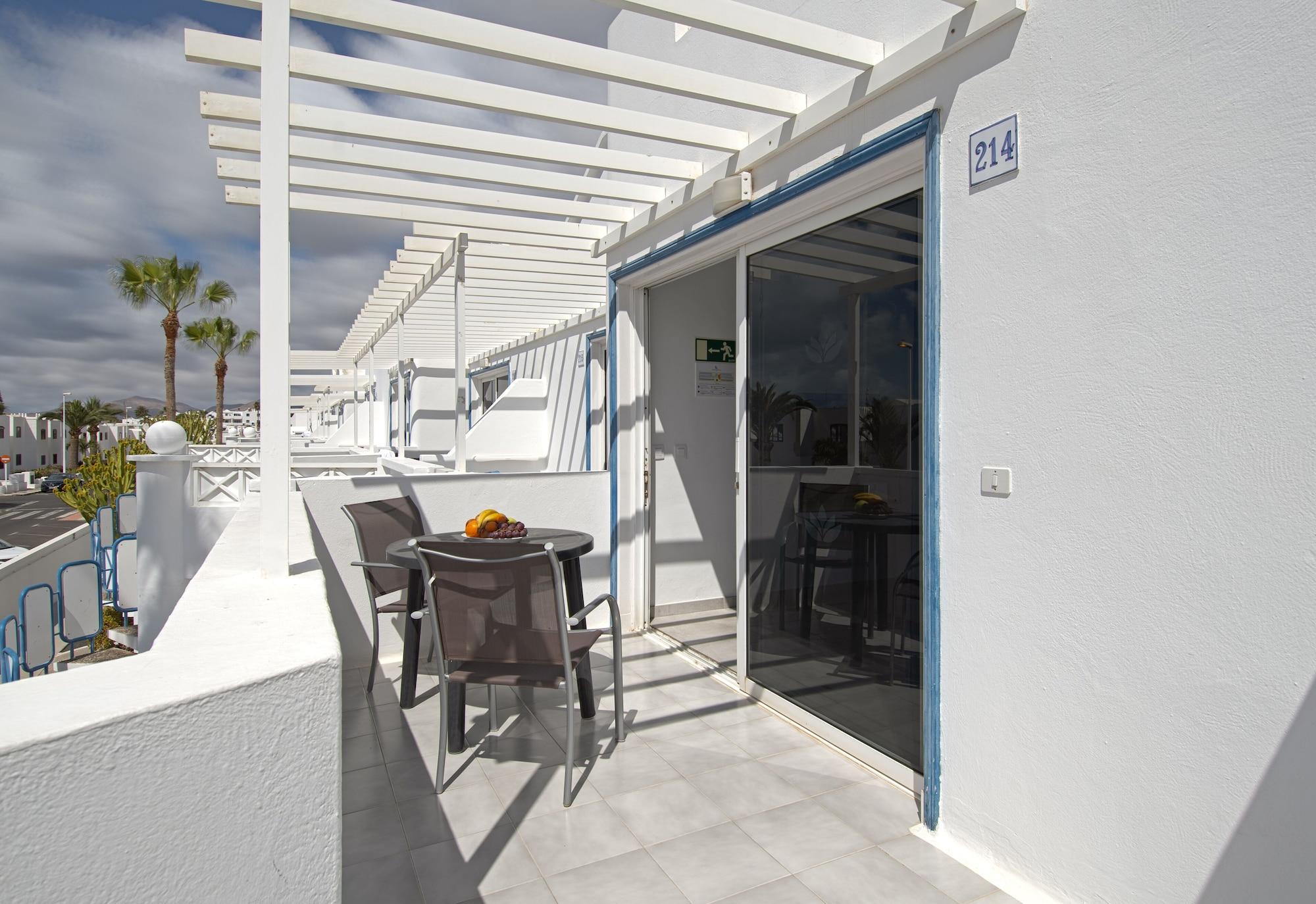 Livvo Oasis * Puerto del Carmen (Lanzarote)