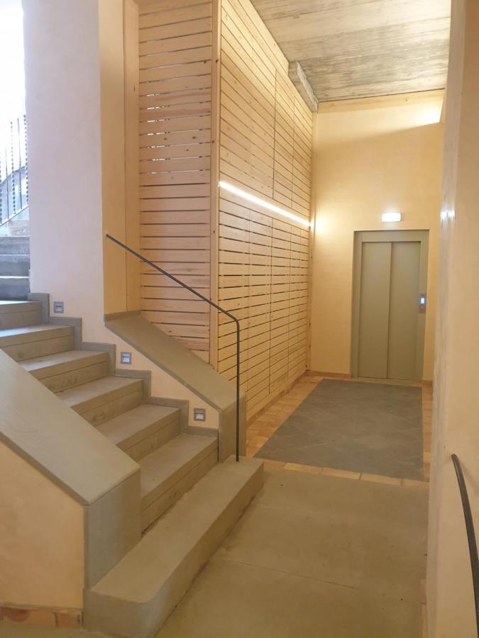 Basses Apartment Vic