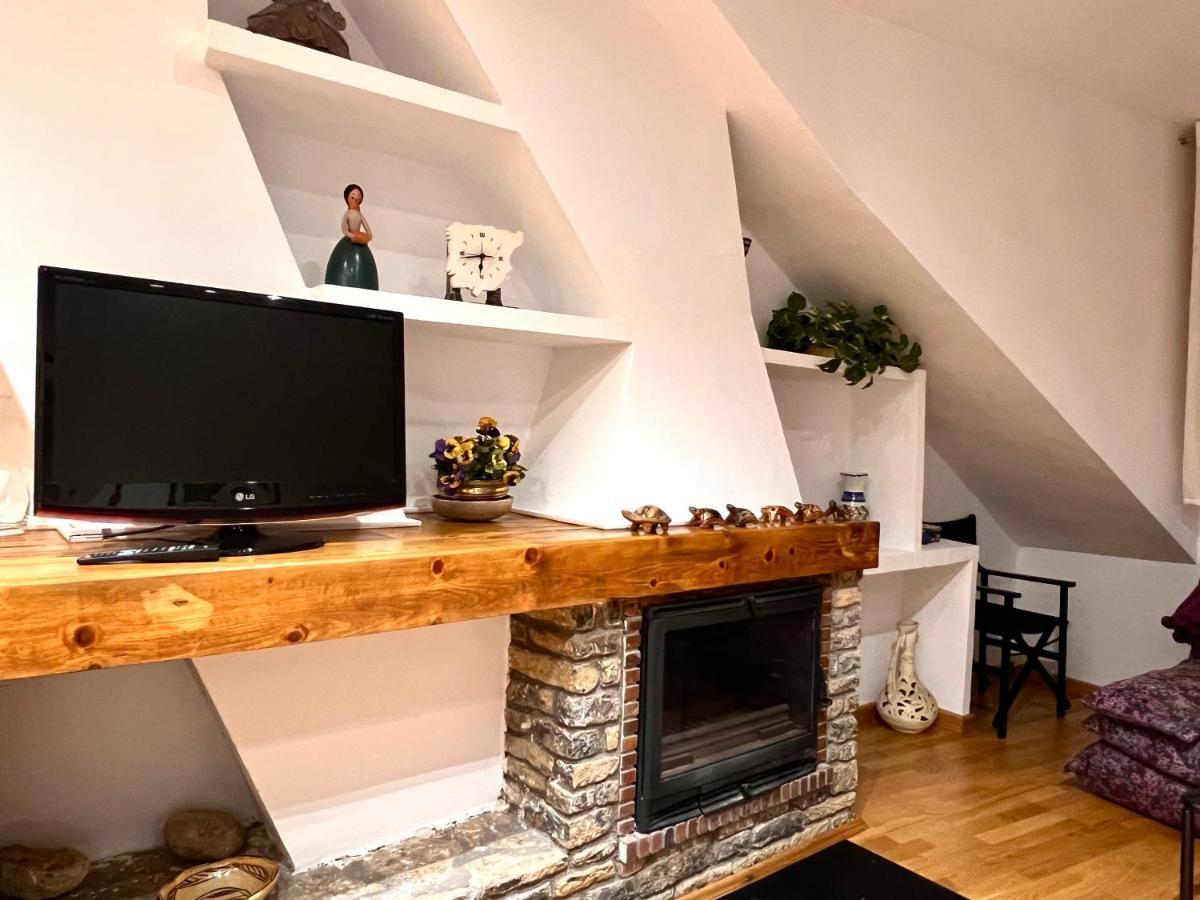 Centrico Con Parking - L'amfitriona Apartment *