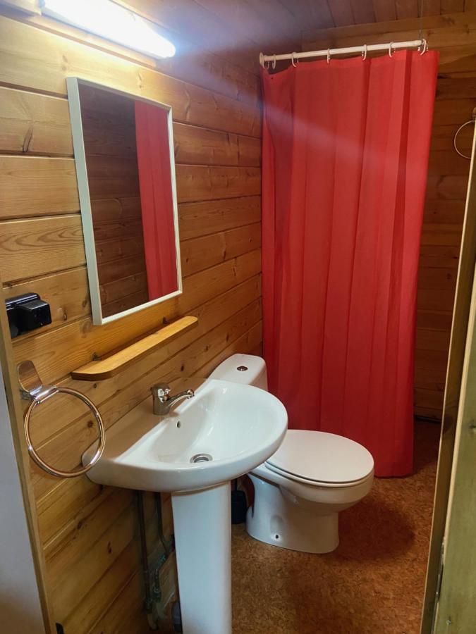 Bungalow&camping Fuente De Regrustan Camping Graus