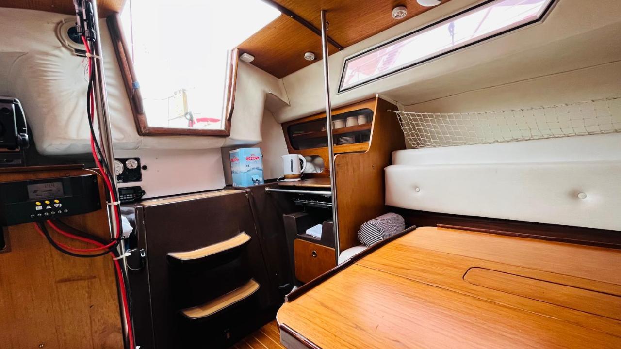 Cozy Sailing Boat Barcelona Sant Adria de Besos
