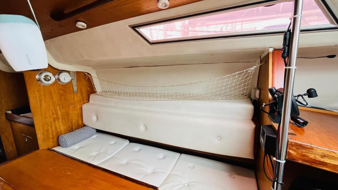 Cozy Sailing Boat Barcelona Sant Adria de Besos