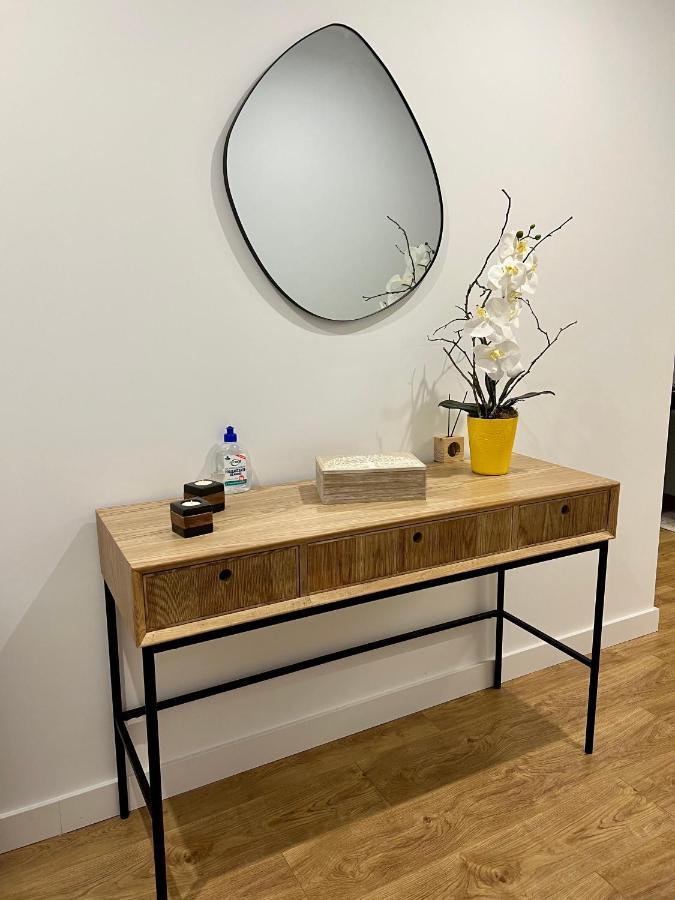 Piso Exclusivo En Centrico, Negocios, Confort Vigo