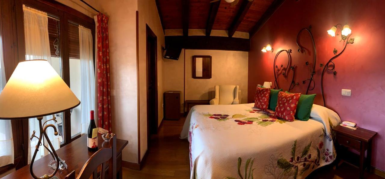 Hotel Dona Sancha 3*
