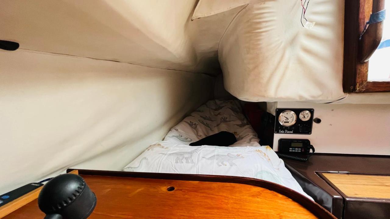 Botel Cozy Sailing Boat Barcelona Sant Adria de Besos