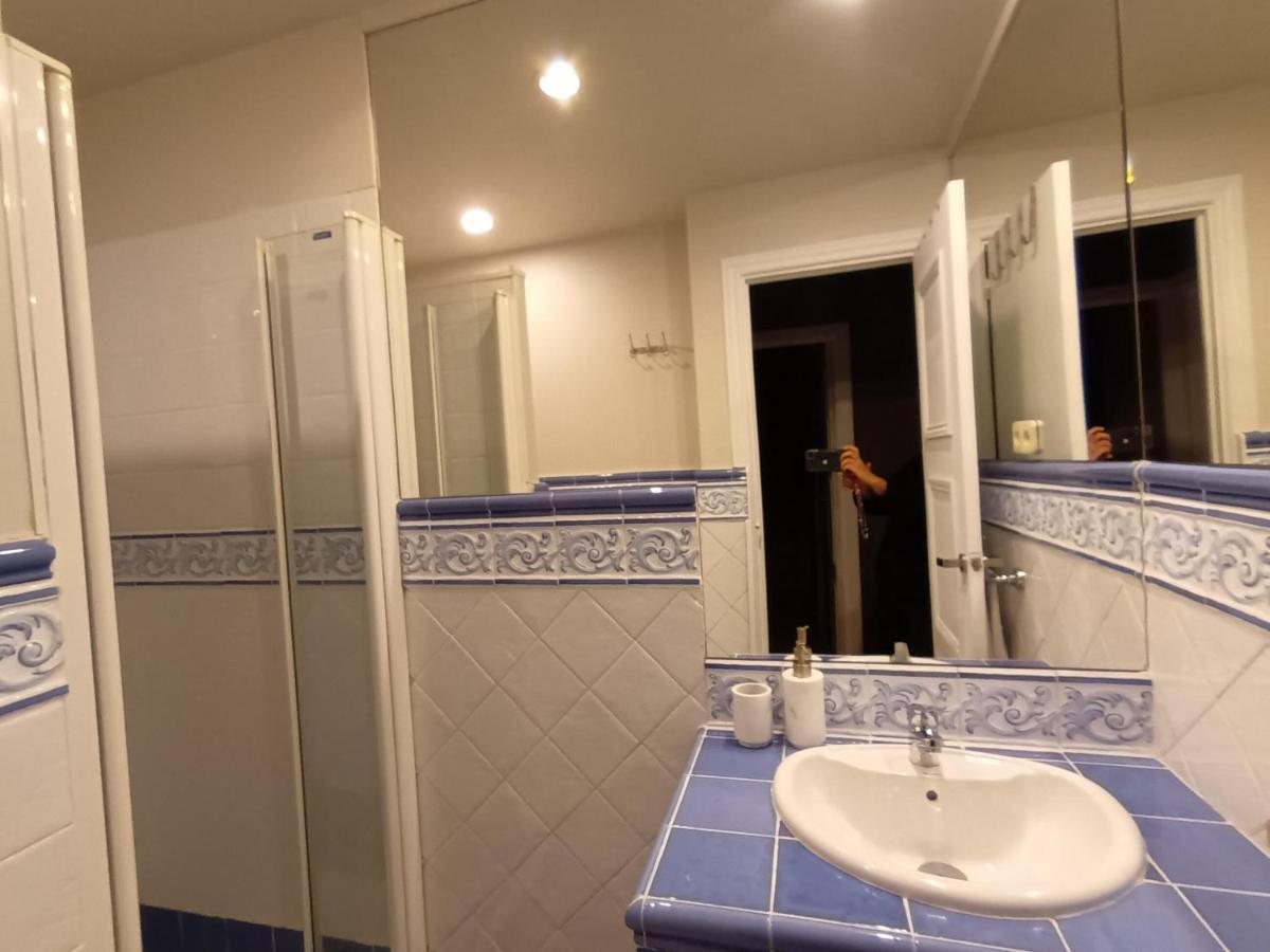 Acogedora Casa En *