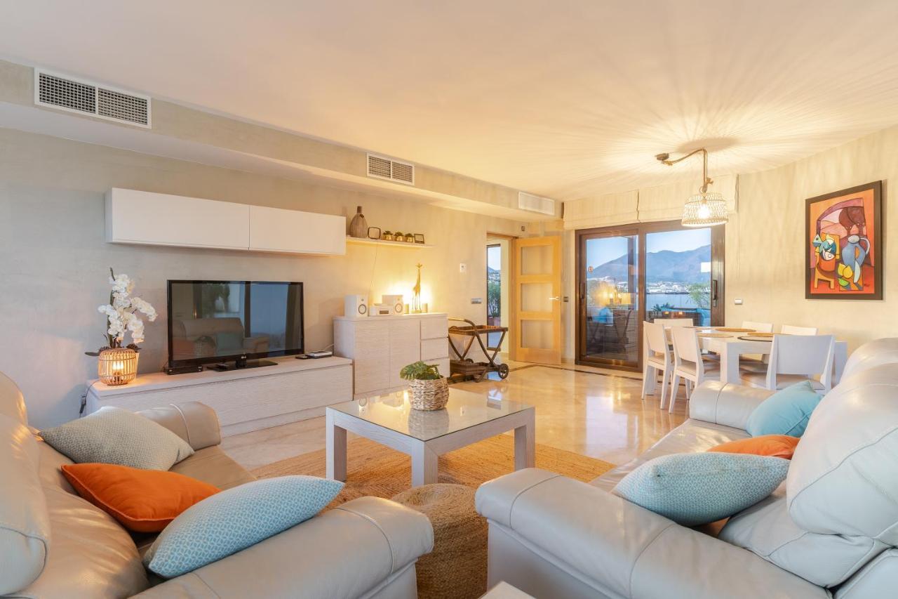 Marina Castillo Penthouse Apartamento *