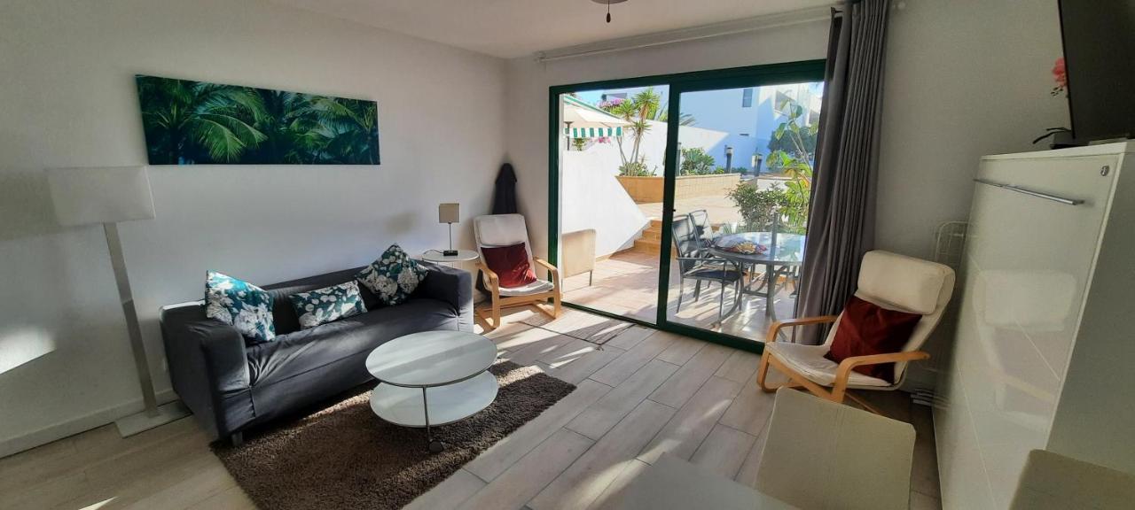 Lanzarote-beach-apartment, Cucharas Beach, -- 1 Minute Walk From Main Square, 35 Meters From Apartamento *