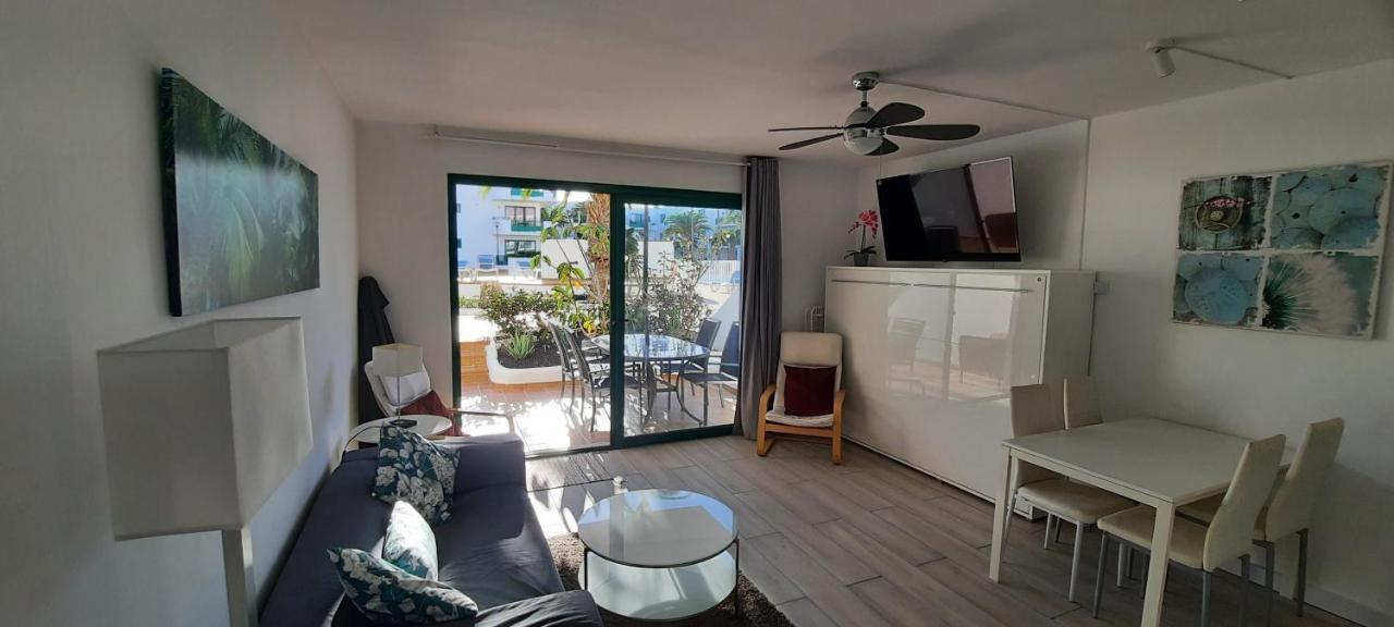Lanzarote-beach-apartment, Cucharas Beach, -- 1 Minute Walk From Main Square, 35 Meters From Apartamento Costa Teguise