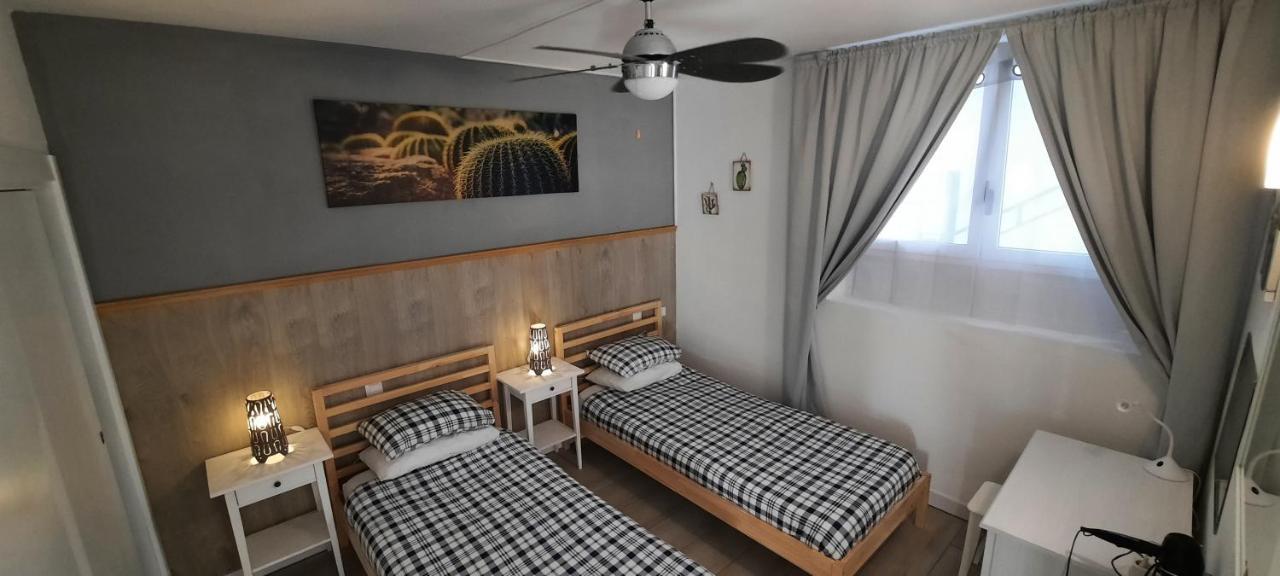 Apartamento Lanzarote-beach-apartment, Cucharas Beach, -- 1 Minute Walk From Main Square, 35 Meters From *
