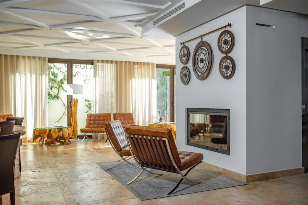 Sierra Blanca Hotel 5*