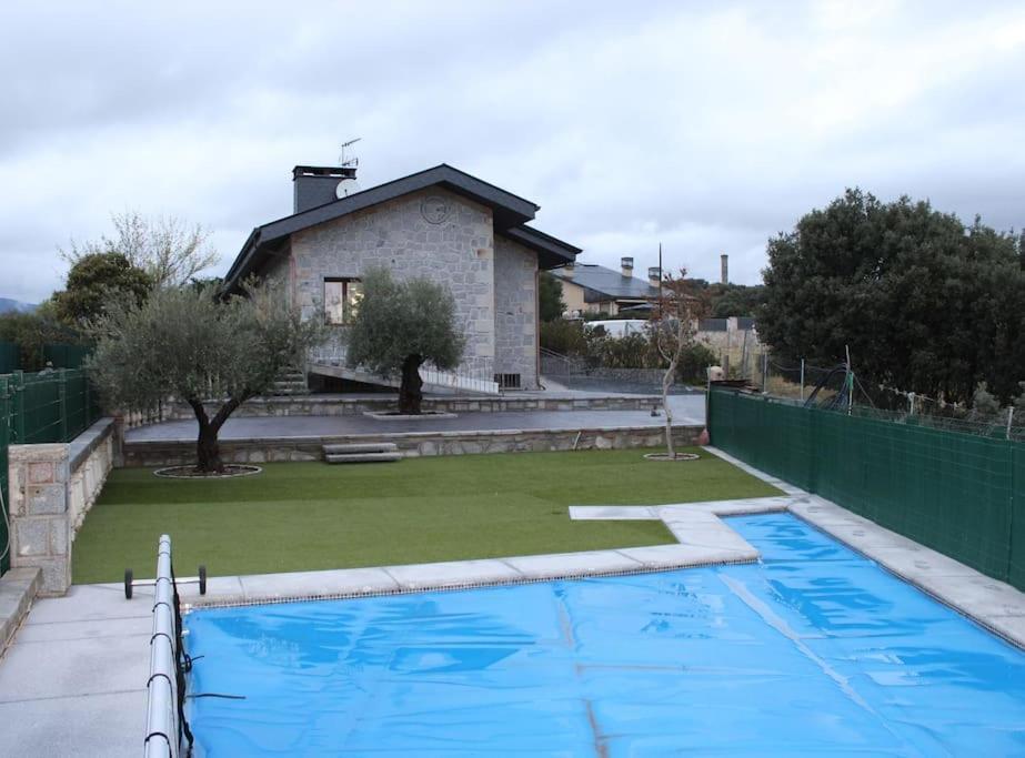 Casa Con Vistas A La Sierra De Holiday home *