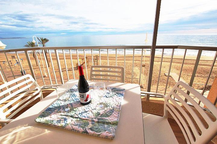 Apartamento Europa Primera Linea De Playa Guardamar *