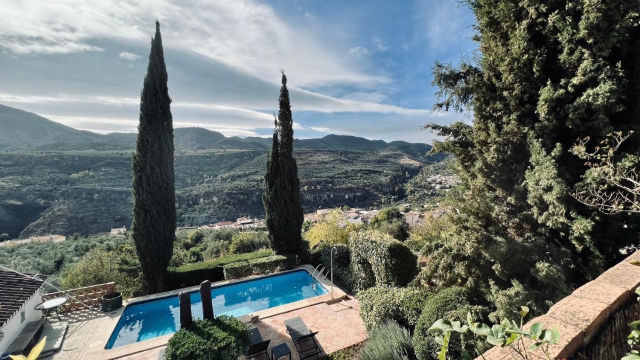 Cortijo El Pino Bed and breakfast Albuñuelas